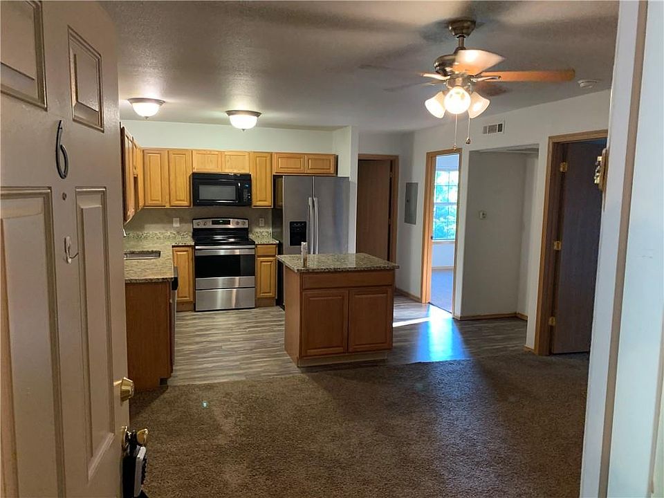 2nd image of 8148 Randall Ln APT 1