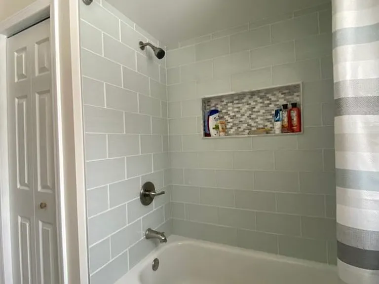 722 Symes Ave — Photo 7