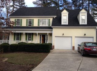 209 Park Valley Ln, Cary, NC 27519