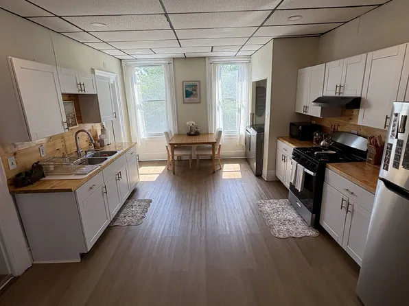 929 Broadway APT 2, Watervliet, NY 12189