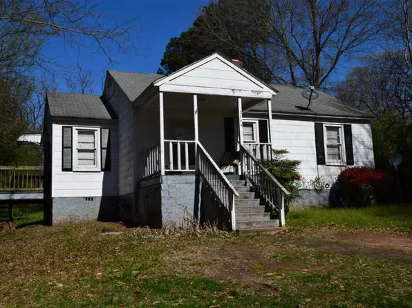 2444 W Croft Cir, Spartanburg, SC 29302