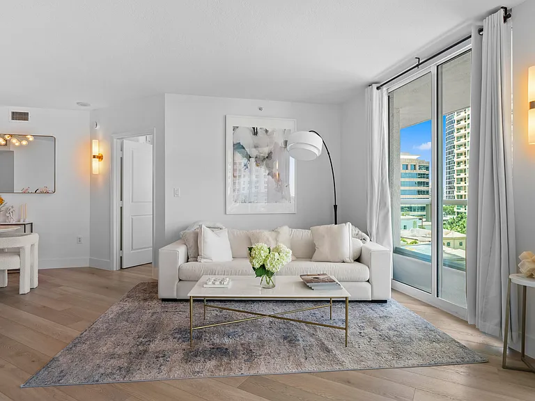 347 N New River Dr E #1203 — Photo 7