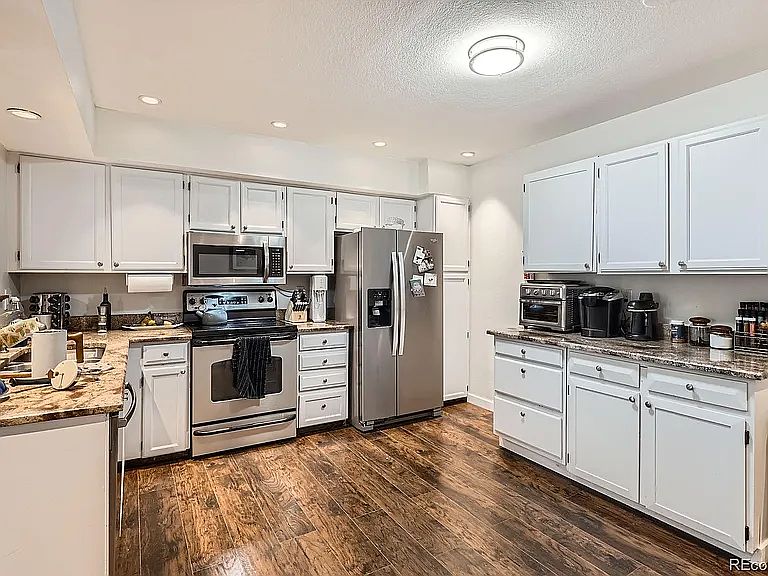 1st image of 7198 Eaton Ct