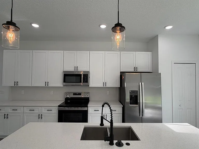 13430 SW 88th Ter — Photo 9