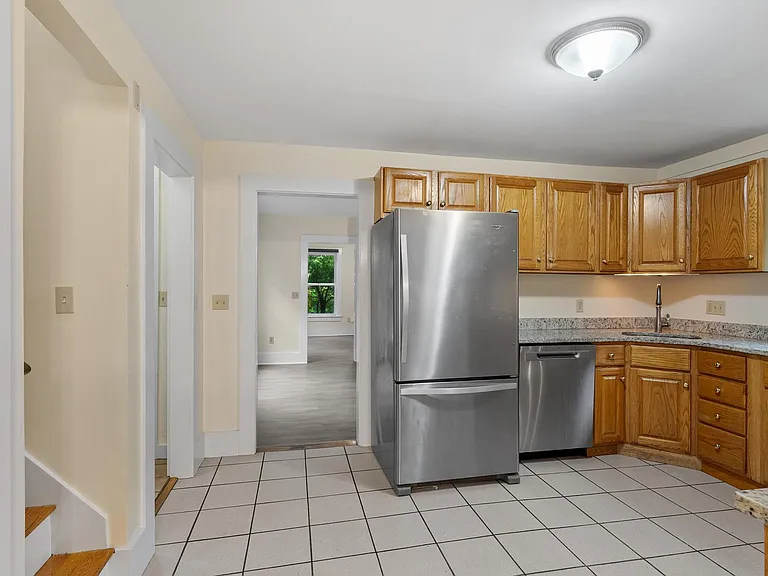 11 Chadwick St #11 — Photo 7