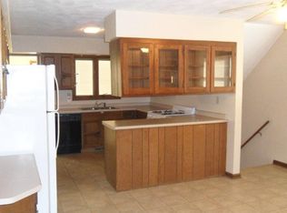 415 N Neisse St #1/2, Blue Grass, IA