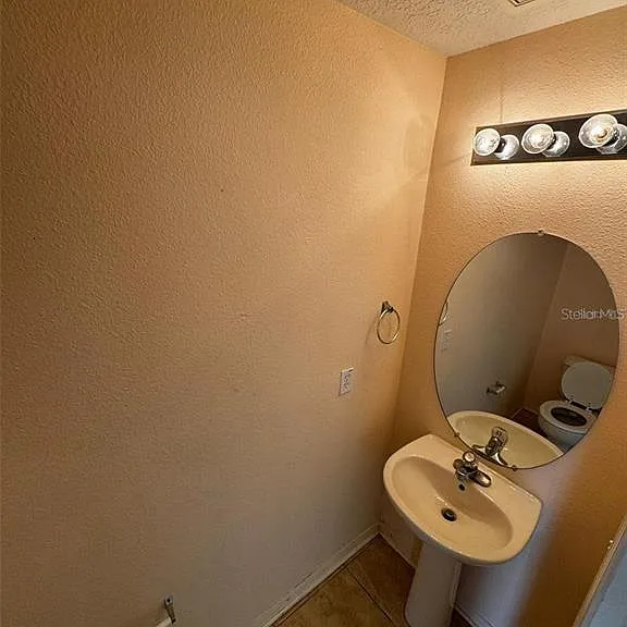 6913 Marble Fawn Pl — Photo 8