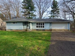 923 Bellevue Ave, Akron, OH 44320