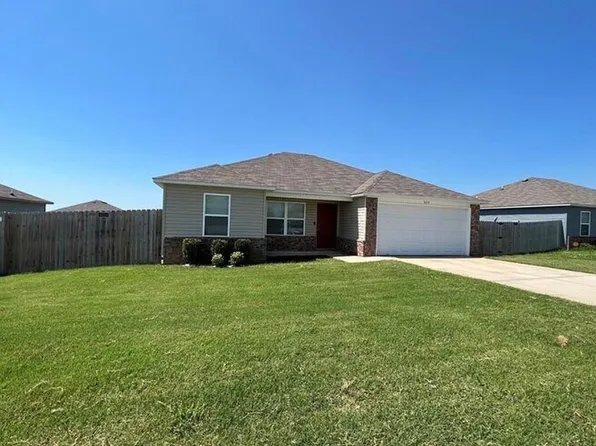 809 NW 69th Ave, Bentonville, AR 72713