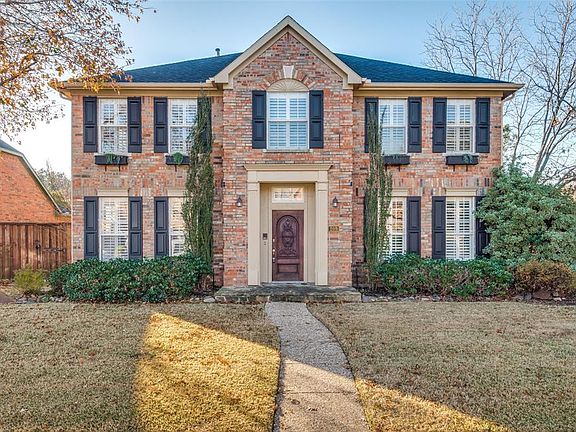 2nd image of 209 Beechwood Ln