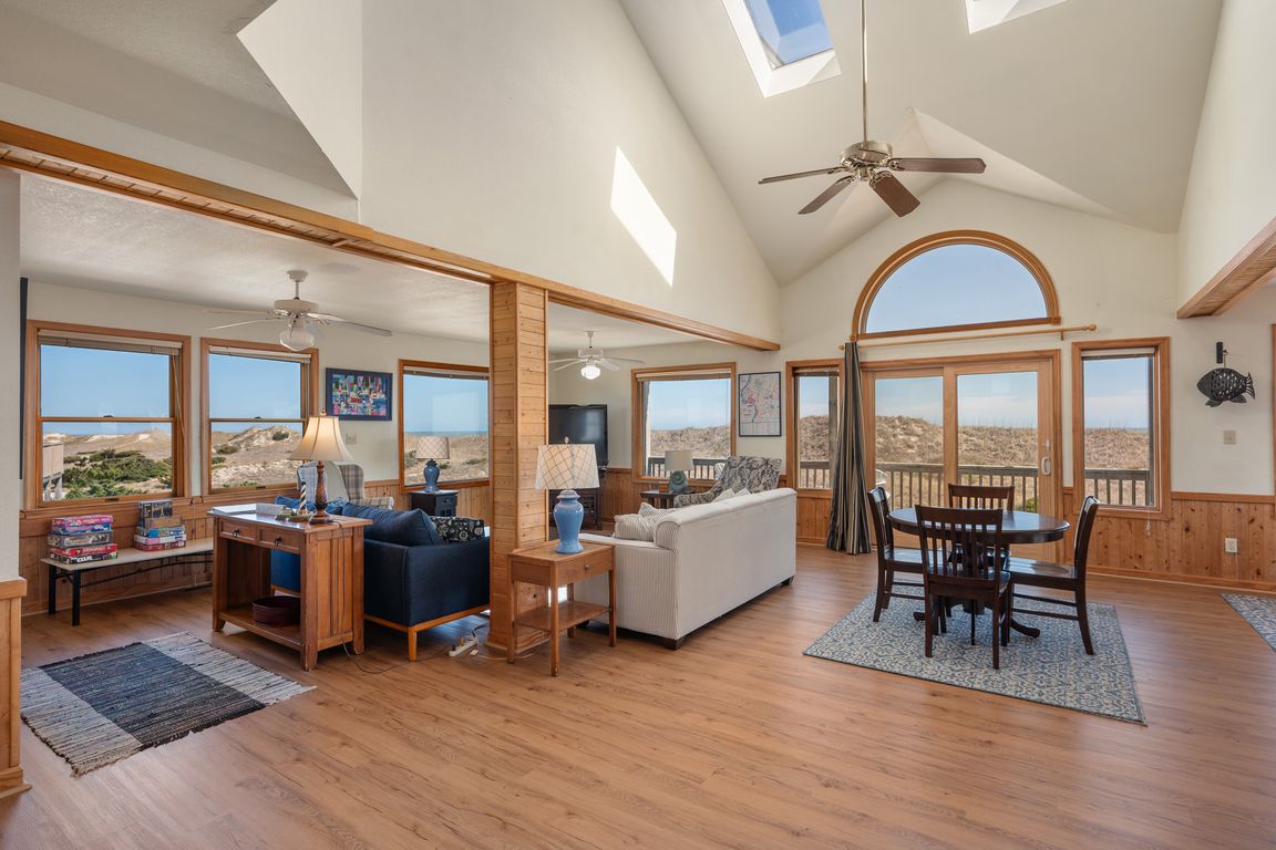 25267-Sea-Isle-Hills-ML-Living-V2