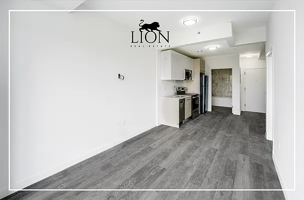Rented by The Lion Real Estate | media 16