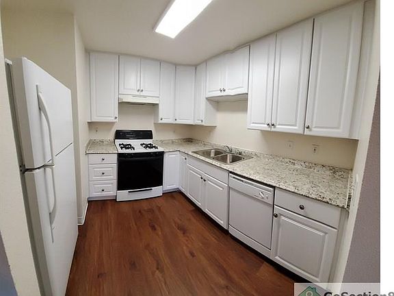 5th image of 200 W North Ave #12