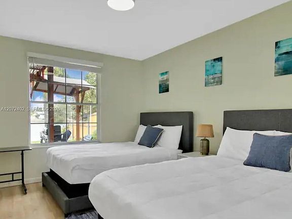 5th image of 1031 SW 3rd St #1031