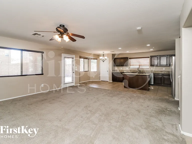 40133 W Sanders Way — Photo 7