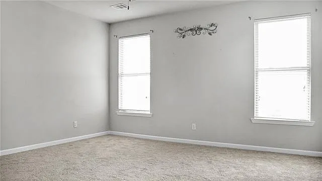 440 W Lake Dr — Photo 14