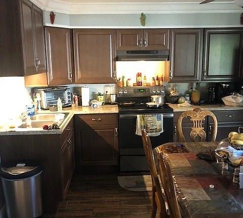 5th image of 11615 Pawley Ave