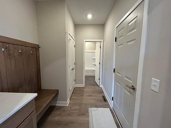 5th image of 3278 SW Winfield Way
