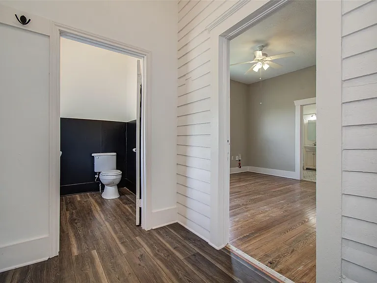 901 Boundary St — Photo 18