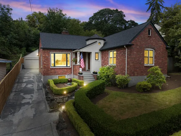 817 W Barrett St, Seattle, WA 98119