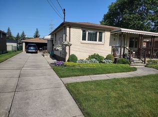 282 Raymond Ave, Cheektowaga, NY 14227