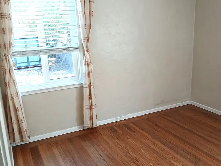 1757 King St — Photo 13