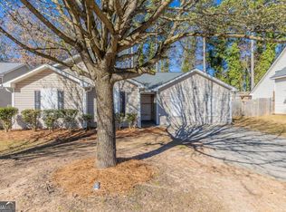 5193 Seaside Ct, Atlanta, GA 30349