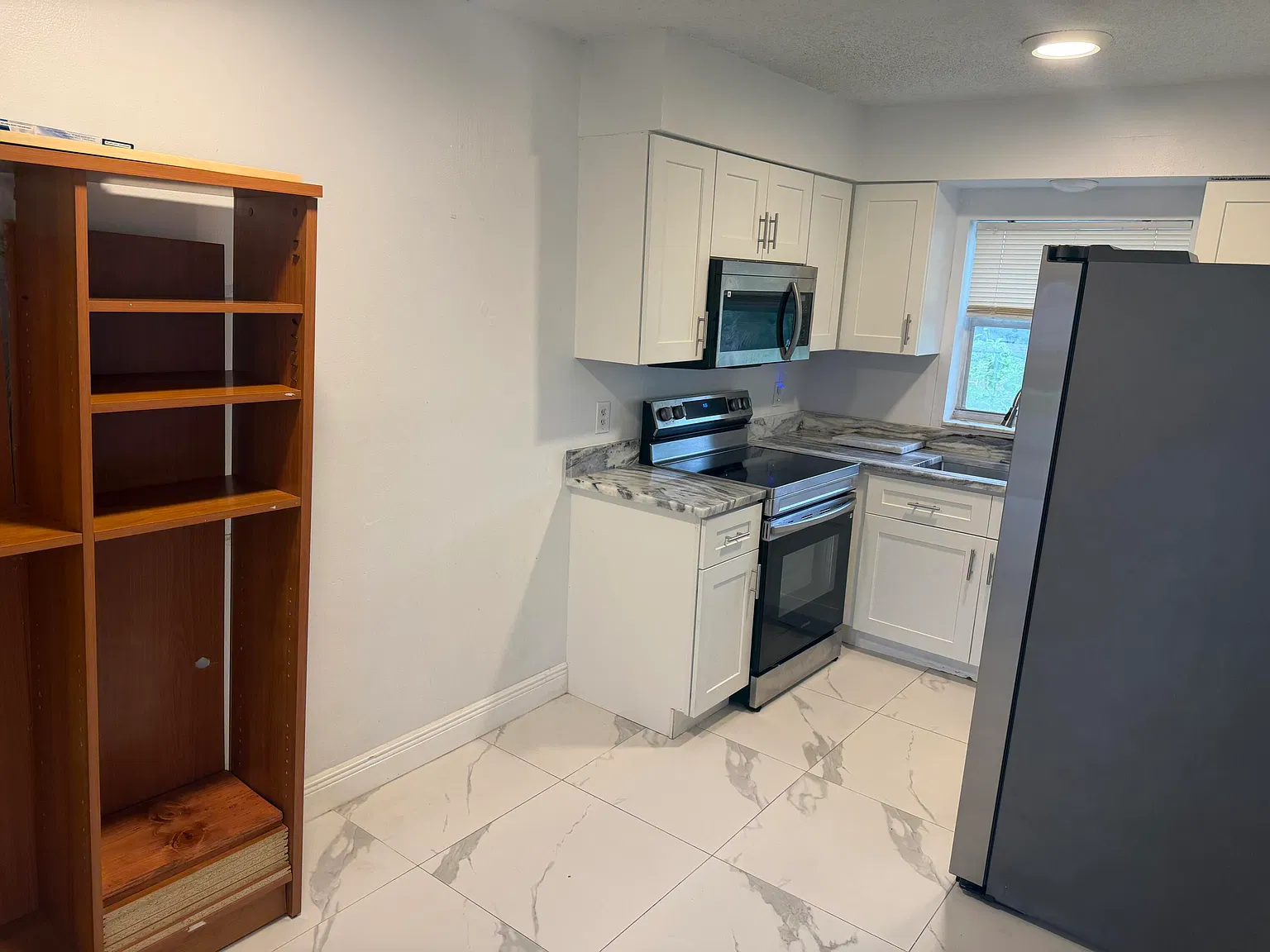 1 bed, 1.0 bath, 900 sqft, $1,550 — Photo 4