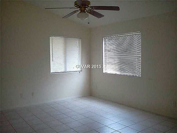 4th image of 743 Anne Ln #71E