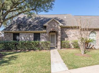 1008 Birnham Woods Blvd, Pasadena, TX 77503