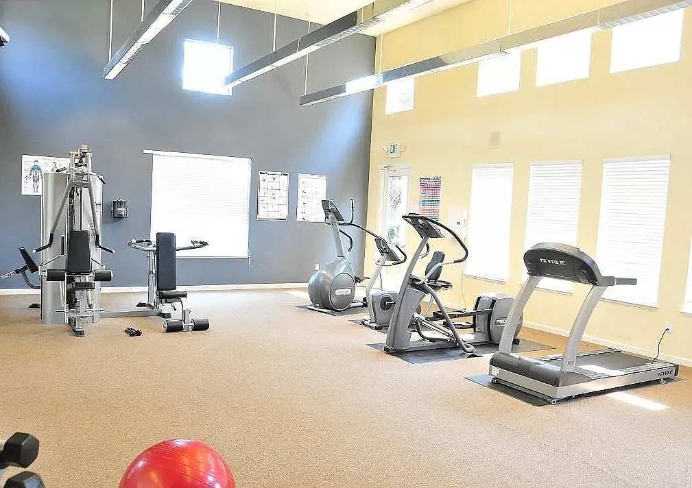 2 bed, 1100 sqft, $1,800 — Photo 3
