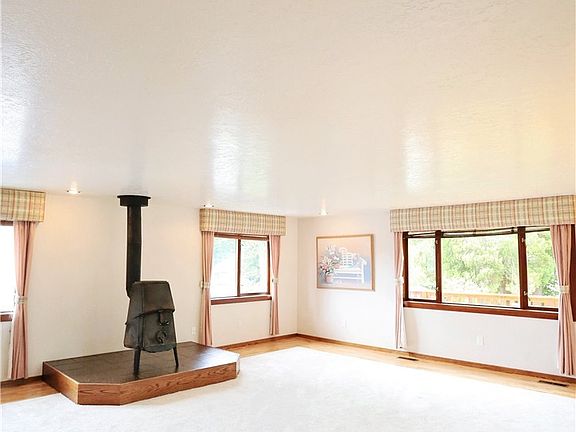 3rd image of 4501 180th St SW