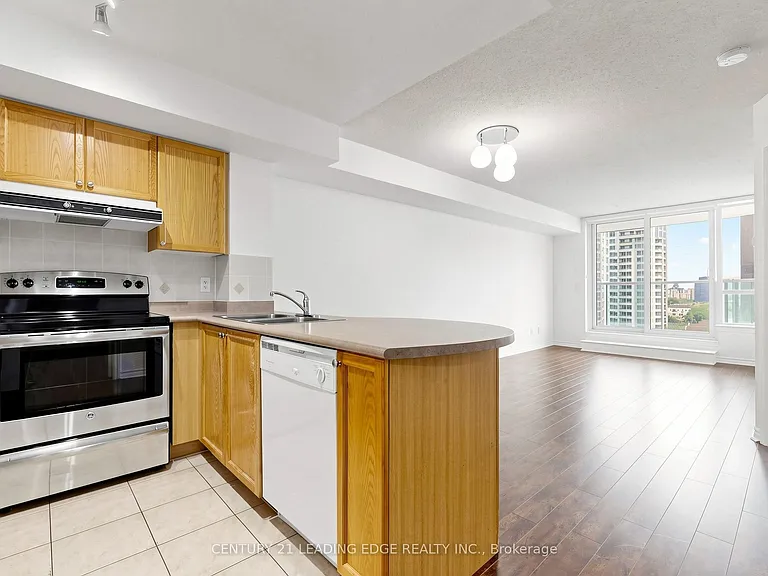 17 Barberry Pl #905 — Photo 2