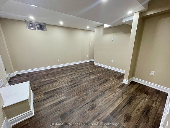 4th image of 23 Pearson Rd #Basement