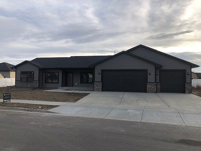 2nd image of 1426 Tania Cir