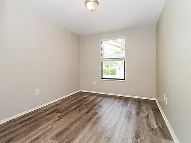 14164 Fennsbury Dr — Photo 8