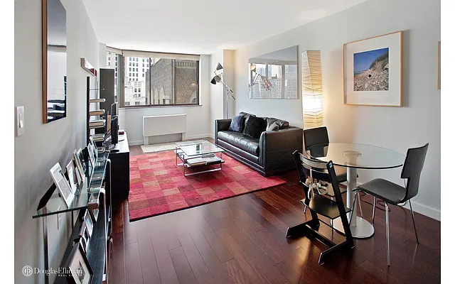 Rented by Douglas Elliman | media 15