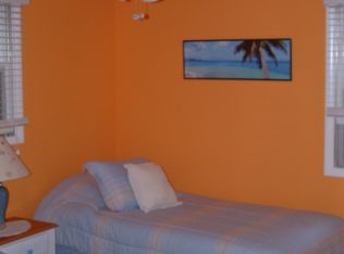 1915 Hendrick Rd, Muskegon, MI 49441