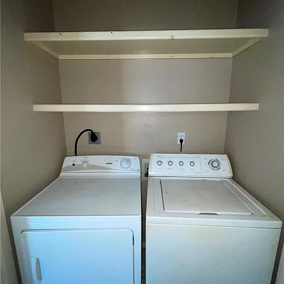 805 W Bronze Dr #4 — Photo 10