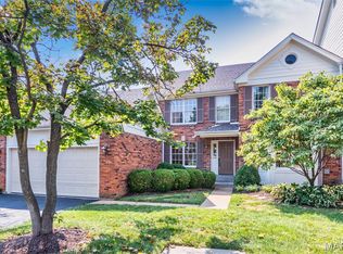 14 Webster Oaks Dr, Saint Louis, MO 63119