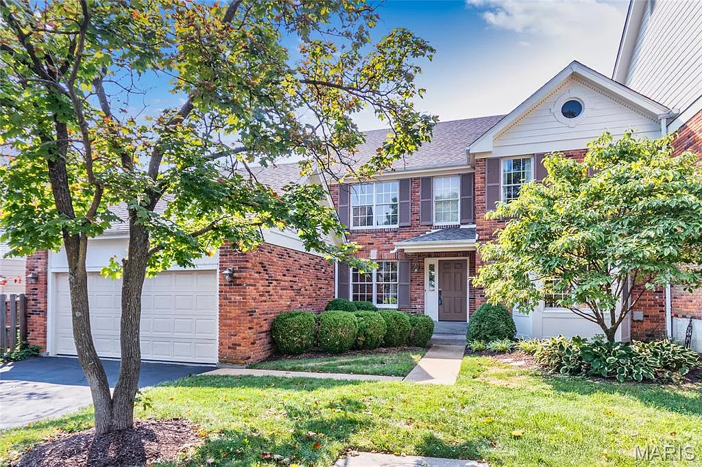 14 Webster Oaks Dr photo 1