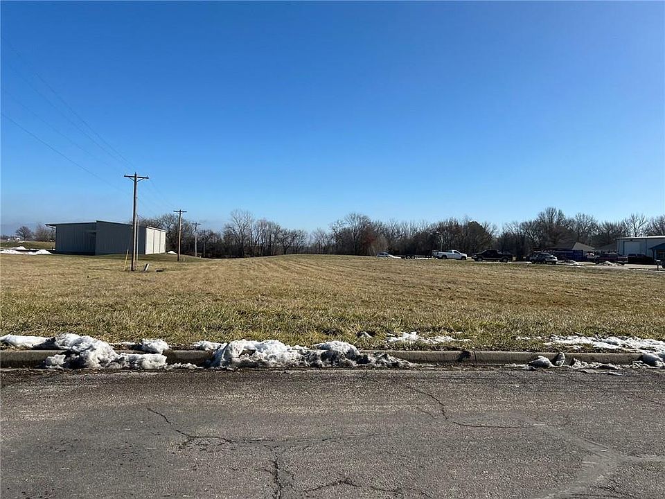 1st image of LOT 9 E Park Ln