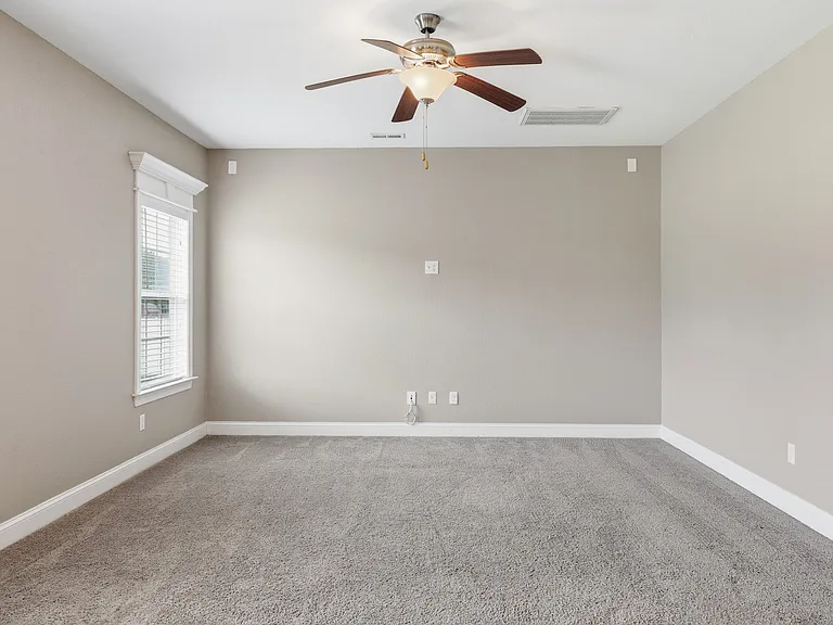 122 Rosedale Dr — Photo 24
