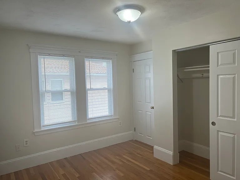 569 Main St #2R — Photo 13