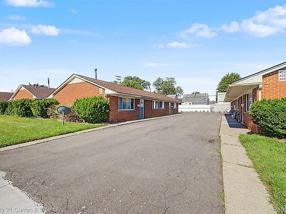 2nd image of 4222 Drouillard St