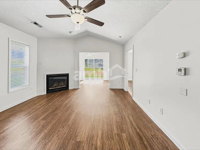 115 Bristol View Cir — Photo 6