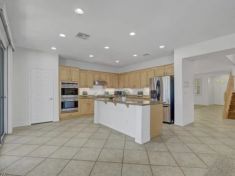 10757 Elk Lake Dr — Photo 4