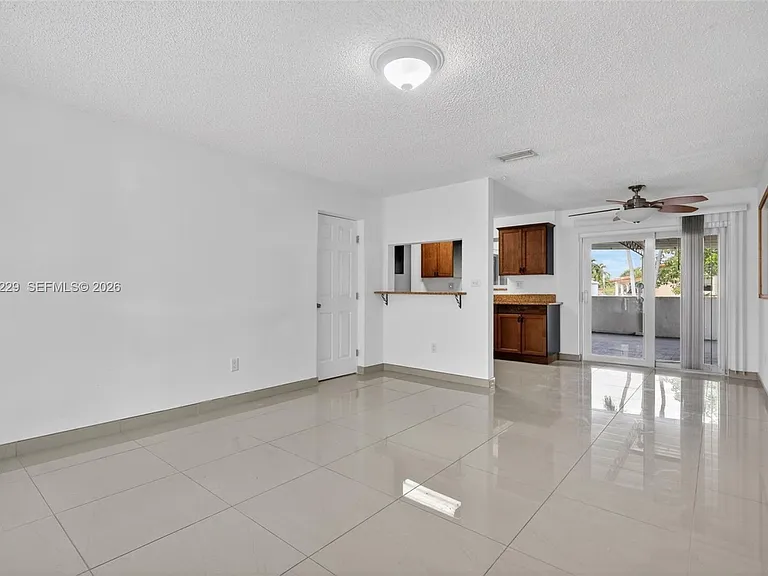 17001 NW 53rd Ct — Photo 6