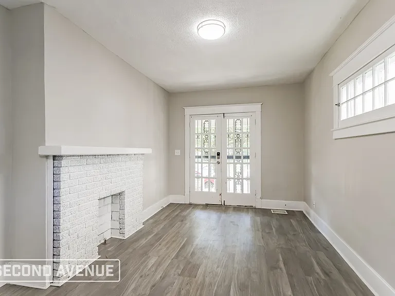 1847 W Kentucky St — Photo 9