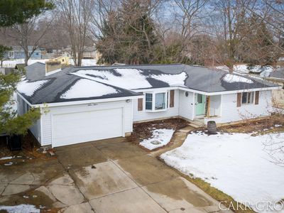 1215 Sycamore Dr, Jenison, MI, 49428